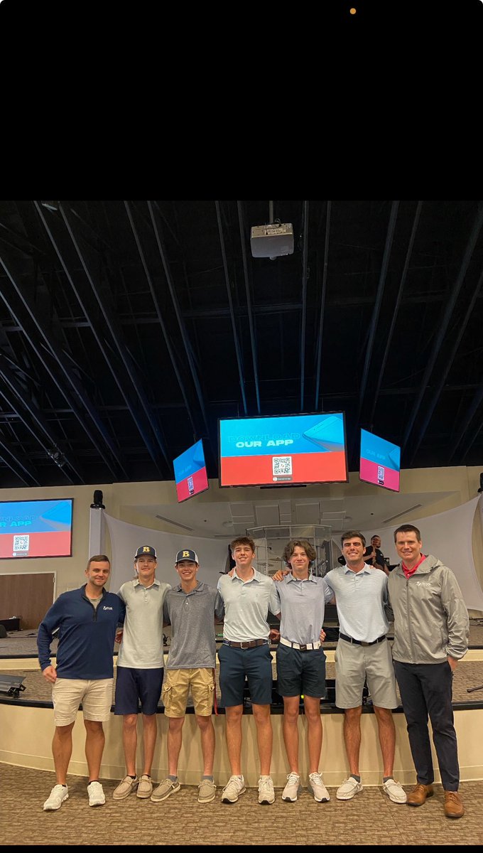 Thank you to <a href="/VillageChurchBW/">Village Church</a> for hosting the Blythewood Golf team ahead of the upper state championship tomorrow.