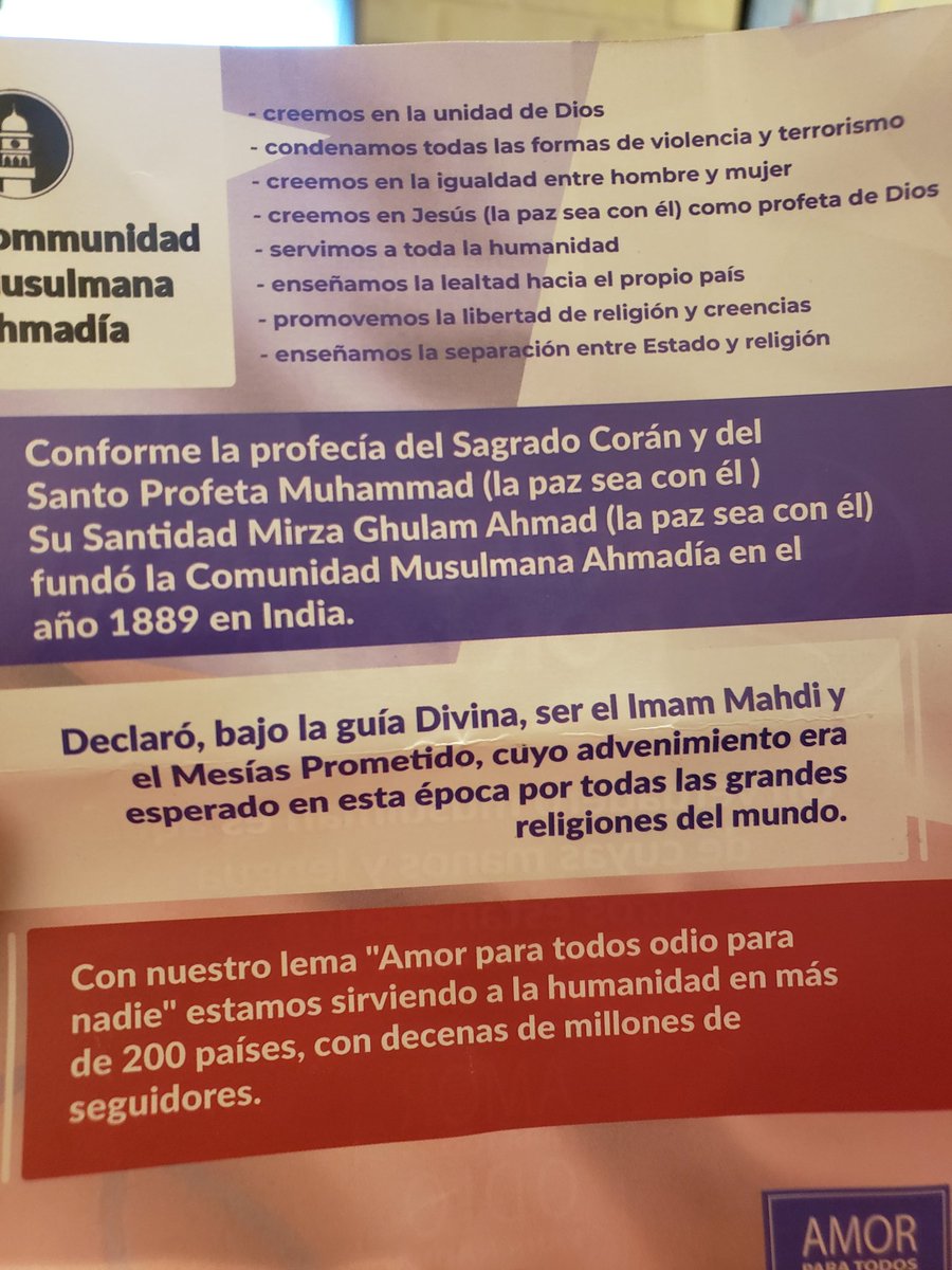 A mi mamá le dieron un folleto de 'musulmanes por la paz' afuera del metro 💀