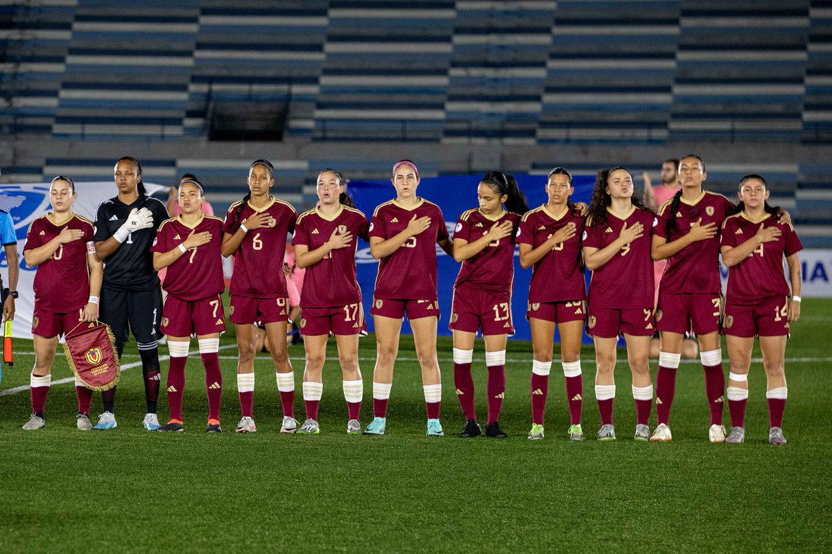 La Vinotinto Femenina Sub20 está en el Mundial de Colombia. Tras el empate 2-2 ante Argentina, las chicas obtienen su boleto a la Copa del Mundo. Segunda vez que Venezuela jugará un Mundial Femenino Sub20 tras el de 2016 en Papúa Nueva Guinea. Vamooooos @FemeninoFVF 🇻🇪🇻🇪🇻🇪🇻🇪