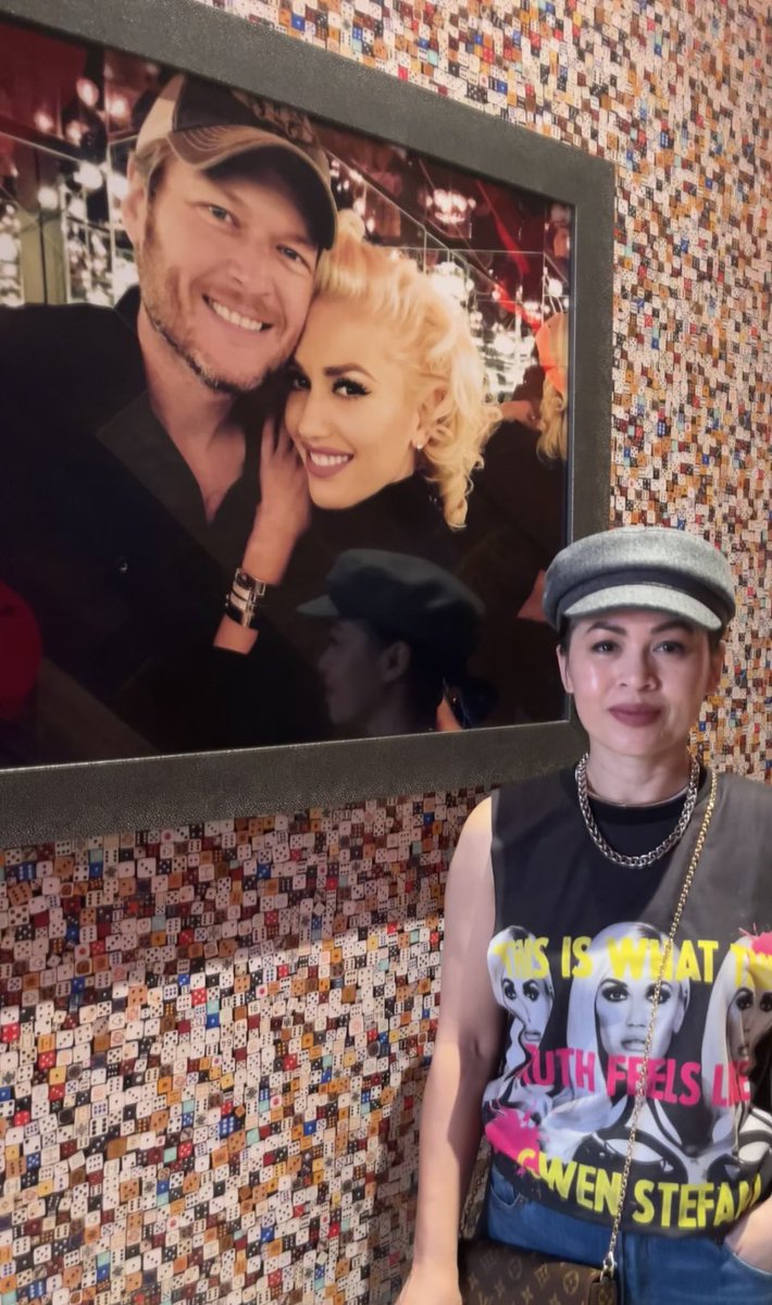 Did not get to sit and enjoy the food because the line for a table was too long but got to see this piece of ART in person and it’s beautiful, @blakeshelton @gwenstefani 🥹 #oleredlasvegas