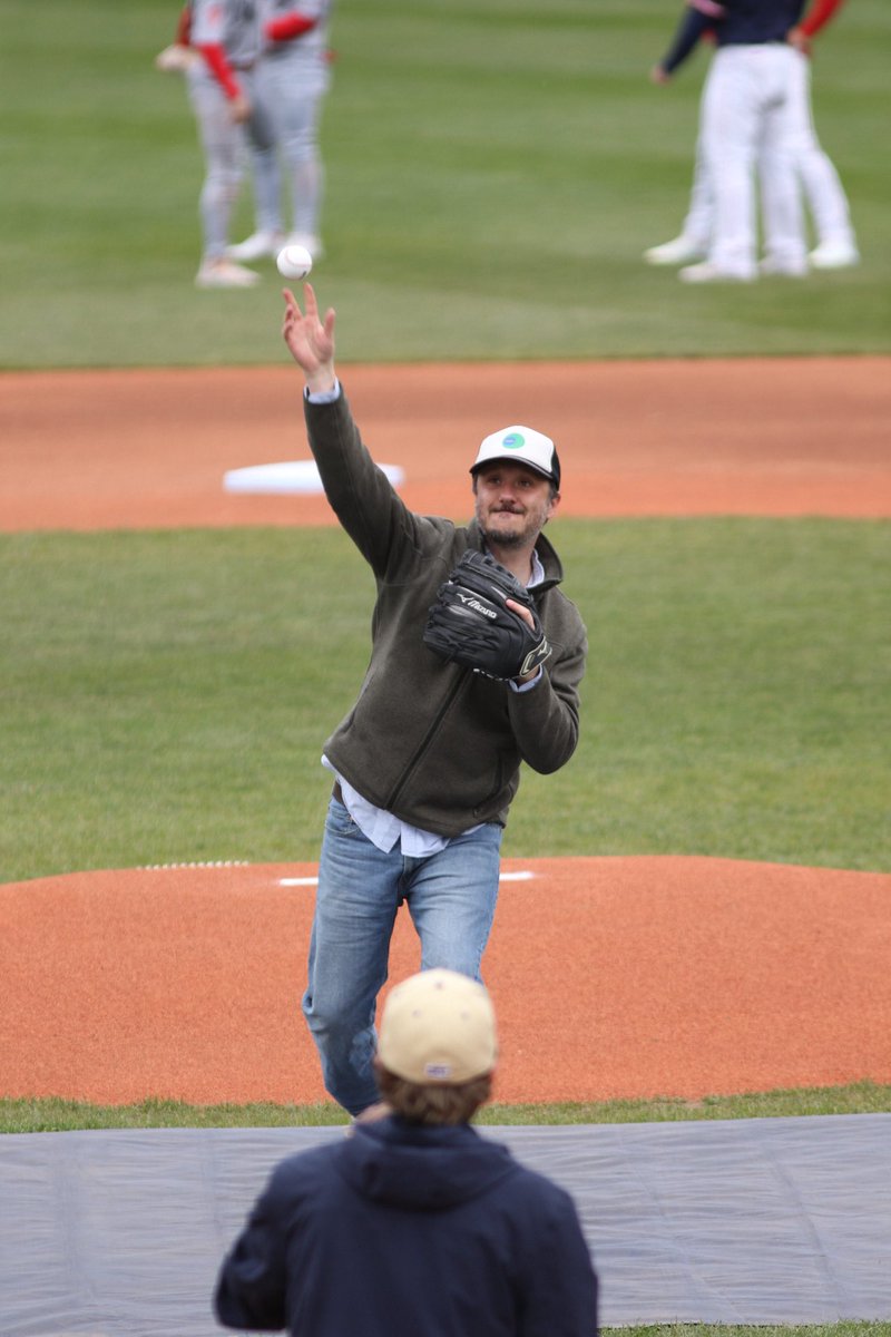 A huge honor to throw out a first pitch at the Sea Dogs game today on behalf of Maine Audubon! @MaineAudubon Shoutout to @dhitchcox for the photos!