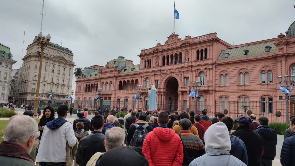 Rosario de hombres plaza de mayo