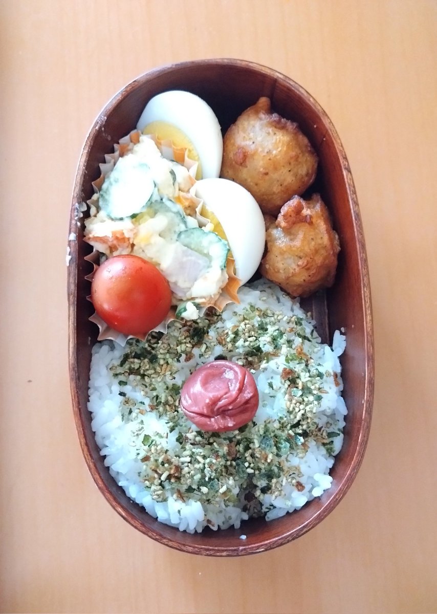 今日のお弁当🍱
🍀からあげ
🍀ゆで卵
🍀ポテトサラダ
#お弁当
#お弁当記録