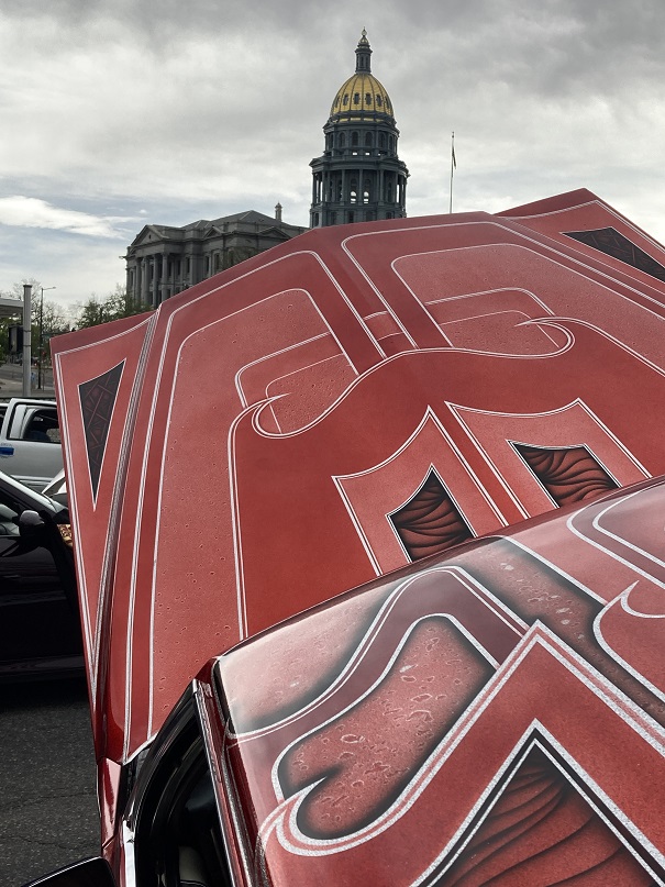 Cinco de Mayo Lowriders (cont.)...  📷

@Gregory_Ego