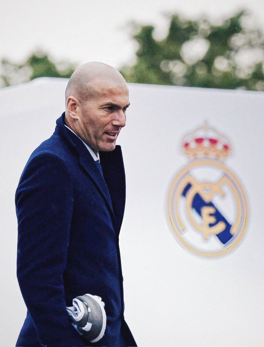 ‘Gelecekte Bayern'in teknik direktörü olacak mısın?’ Zinedine Zidane: “Hayır. Maçı izleyeceğim, Real Madrid'i destekleyeceğim ve umarım Real Madrid kazanır. Zor bir maç olacak.' 🤍