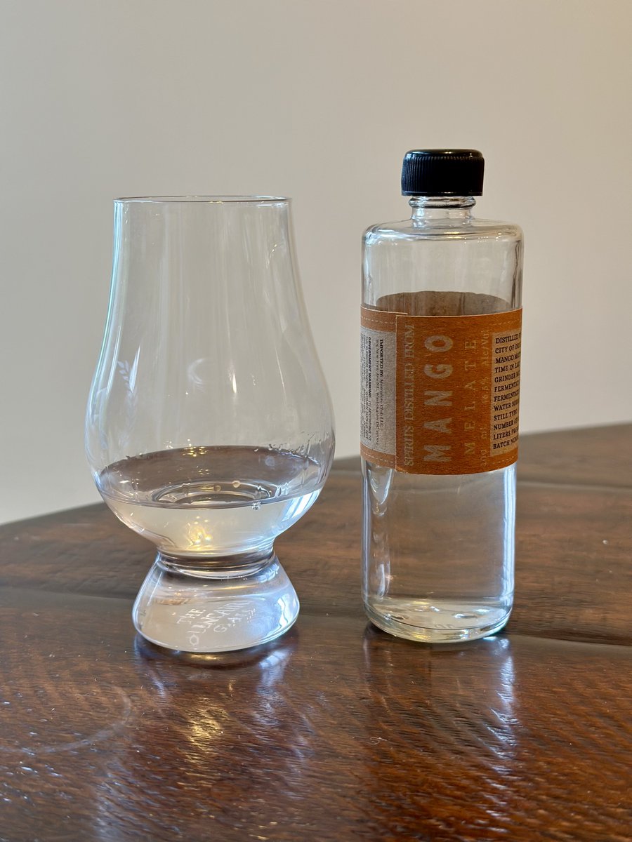 Pure mango distillate from Southern Oaxaca. The nose is like a mix of dunder rich Jamaican rum and fruit forward Mezcal. Surprisingly, it tastes like sipping on fresh mango juice and I’m finding it hard to recognize where the 46% ABV is and why this style is not more prevalent.