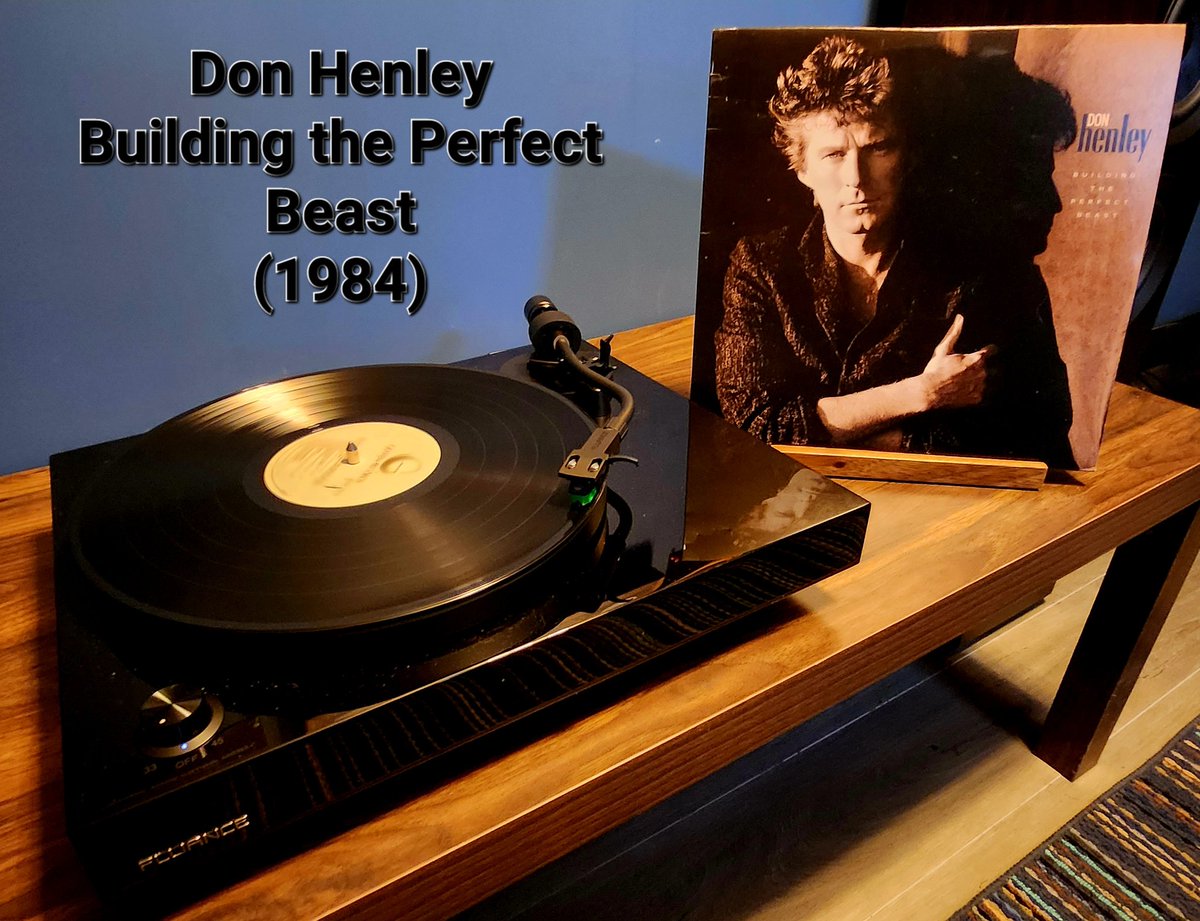 Some after supper spins... 🤘💿🎶

Don Henley: Building the Perfect Beast (1984)

#vinylcollection #vinylcollector #vinylcollectors #vinylrecord #vinylrecords #record #recordcollection #recordcollector #donhenley #buildingtheperfectbeast #boysofsummer