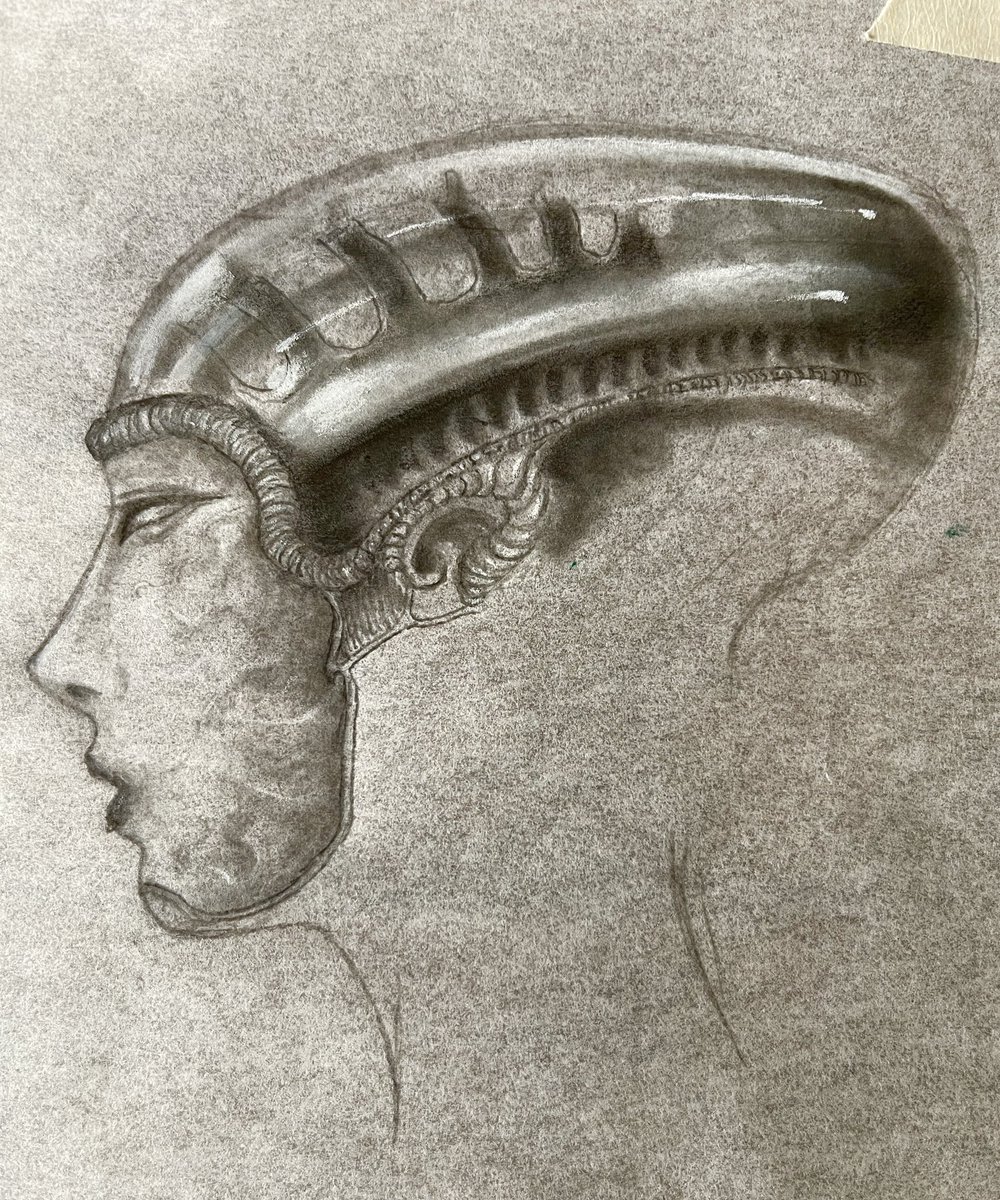 Xenomorph Mary. Quick sketch.
Pencil and charcoal on vellum. 
5”x7”.
I may end up doing a finished version of this, so if you want to commission a Giger-esque lady, let me know.