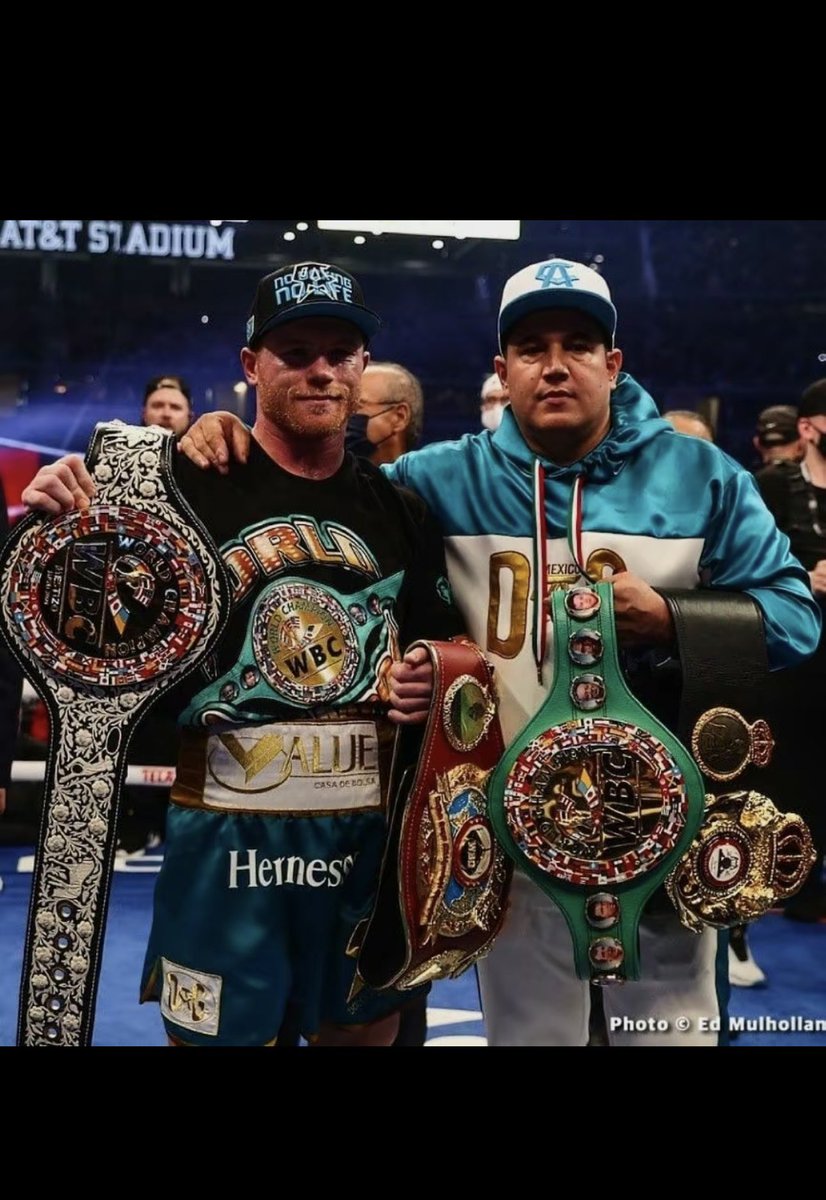 CruzKingfisher's tweet photo. Before and after
#boxing #box #Mexico #canelo #Motivation #CaneloAlvarez #eddy #CincoDeMay #CaneloMuguia https://t.co/ECNBzurqDu
