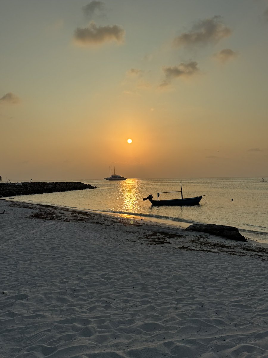 A beautiful sunset on the beach #maafushi #maldives