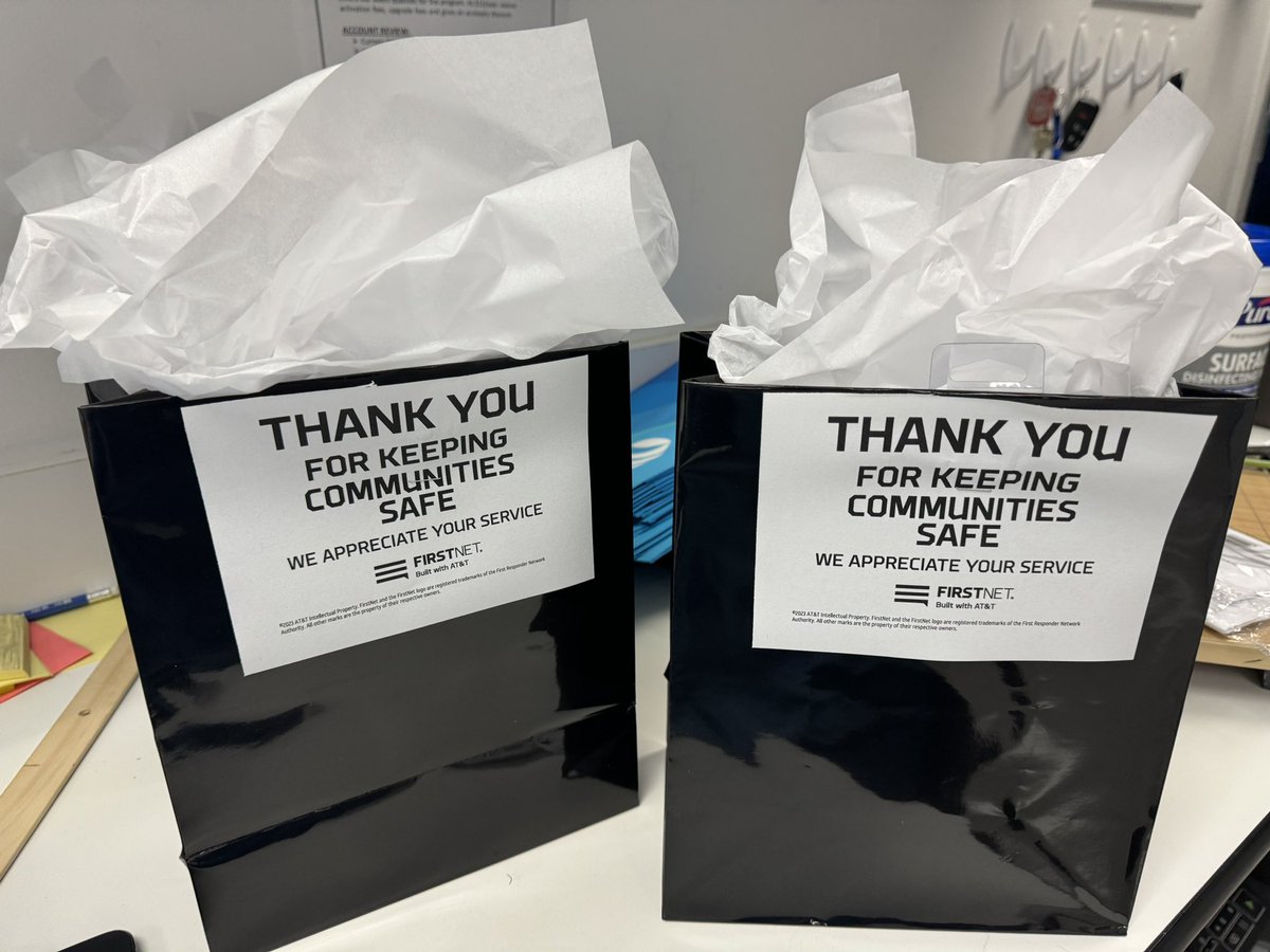 Coach Mel🍃 tweet media