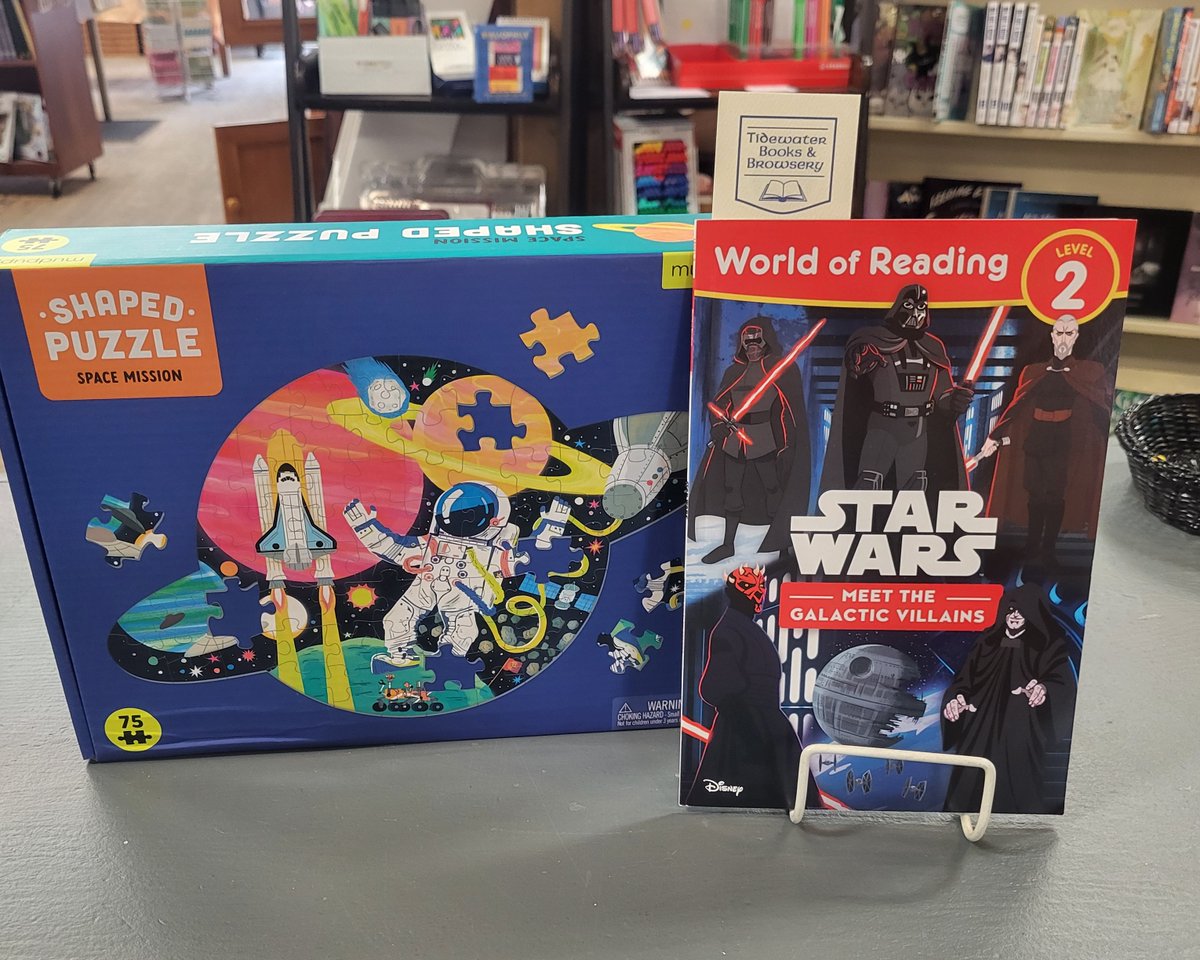 #revengeofthefith
World of Reading: Star Wars: Meet the Galactic Villains is ideal for today!! 💕📚⭐🚀⚔️👿

Visit us in person or online at tidewaterbooks.ca! 💕🇨🇦📚

#ShopSmall #ShopLocal #ShopNB #ShopIndie #ReadIndie #ThinkIndie #BookLovers #IndieBookstores #SackvilleNB