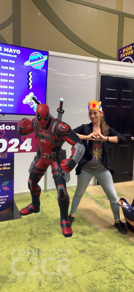 Andyhc26's tweet photo. El fin de semana más chiva del año 💛✨ #ComicConCR @ComicConCR https://t.co/UnBSPA9oCL