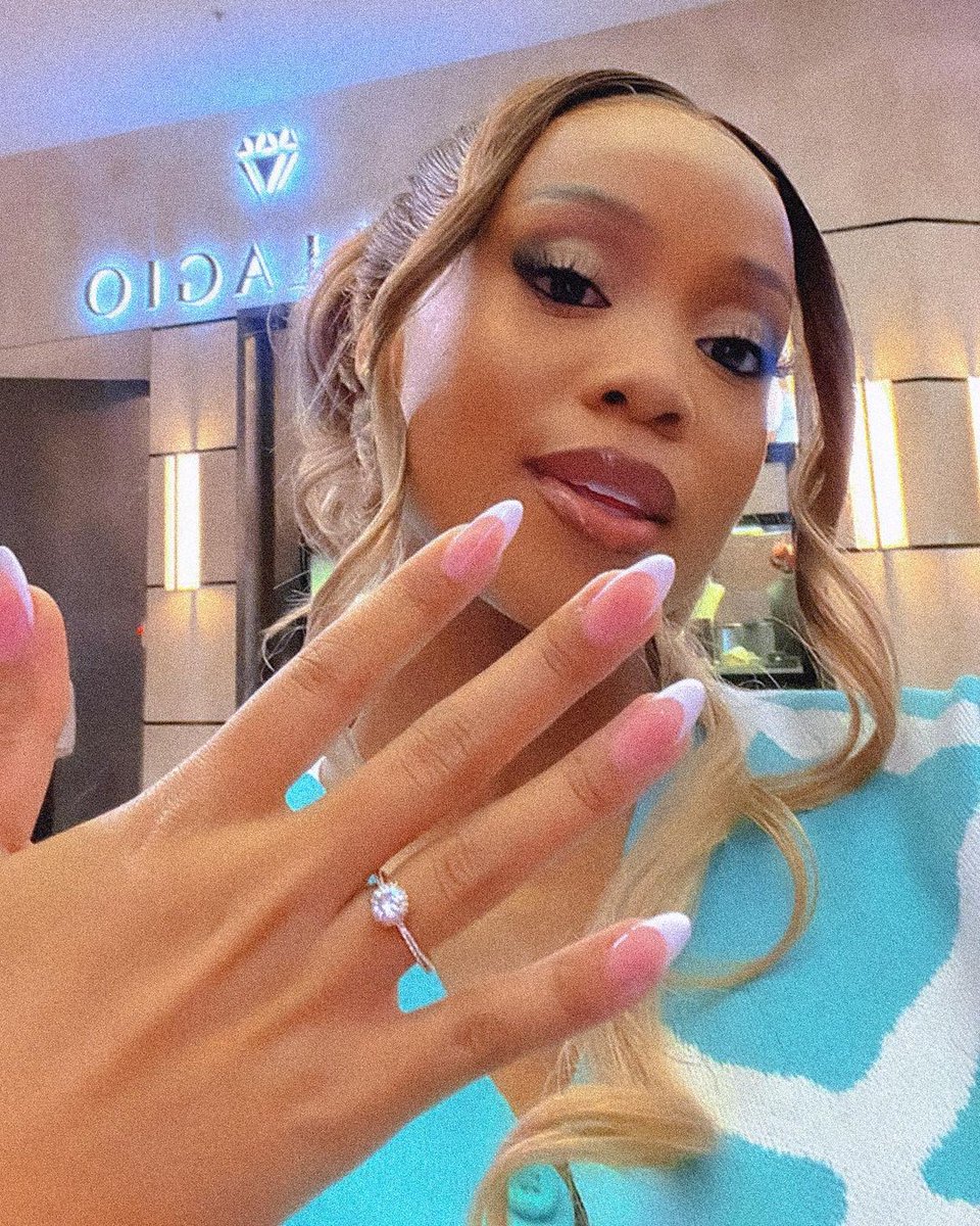 mzansi_trust's tweet image. Gorgeous Gorgeous Ntando Duma

#IzinganeZesthembu 1st of June #Sizokthola Vuyokazi #Code13Mzansi