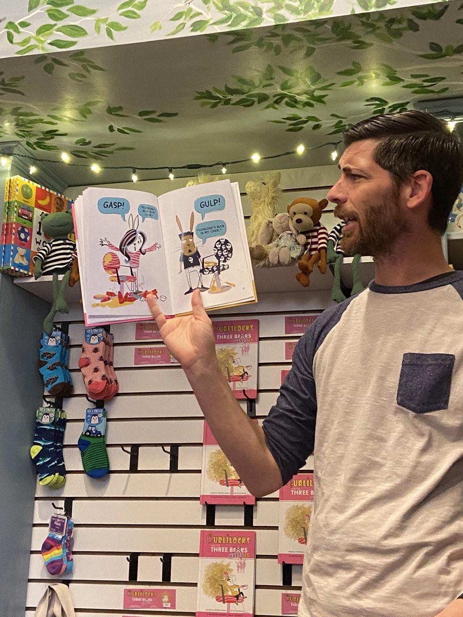 I had an amazing launch event for Curlilocks, complete with embarrassing childhood photos and a full house! #kidlit #writingcommunity #Curlilocks #indiebookstores