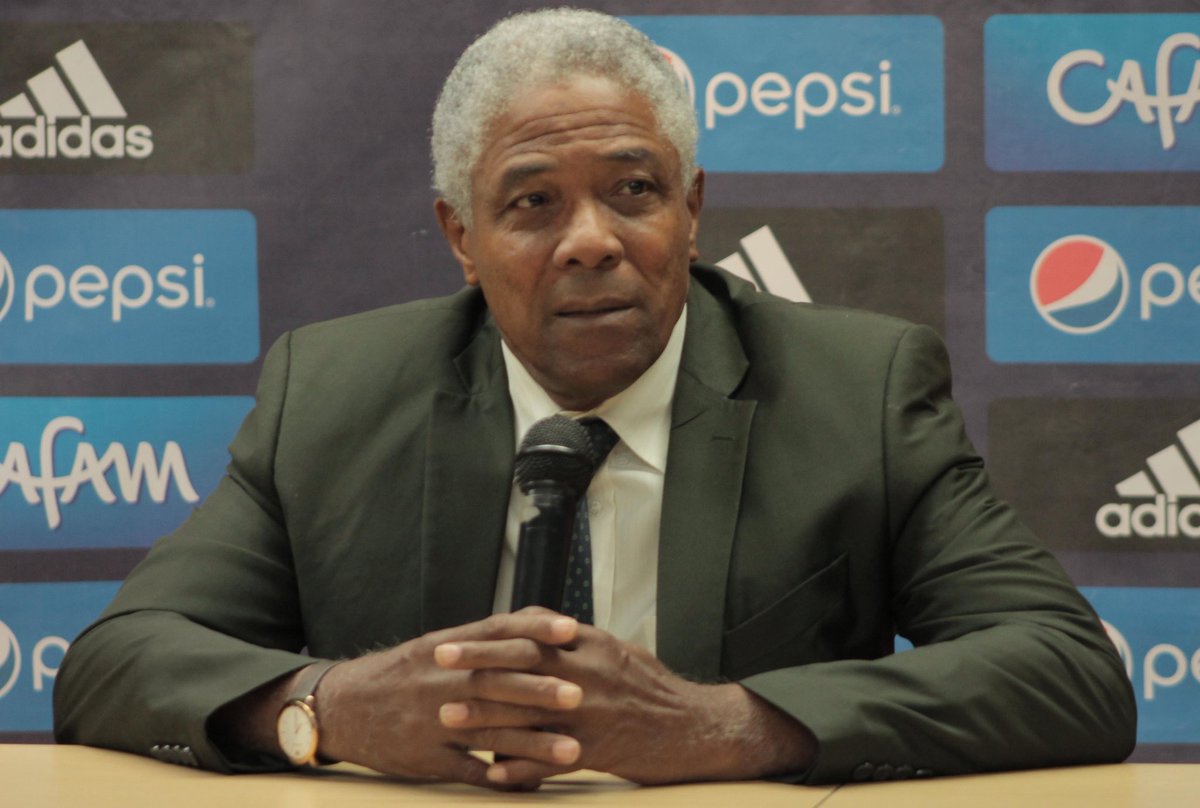 Si tuvieras que sacrificar a uno solo por ganar la copa América: 

RT Carlos Antonio Vélez 
❤️ Pacho Maturana.