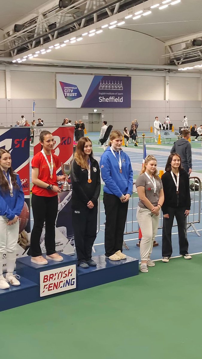 Congratulations to Katy Hawthorne on her 7th place finish and a well deserved runner up medal at the British Youth Championships in the ladies U16 Epee today.