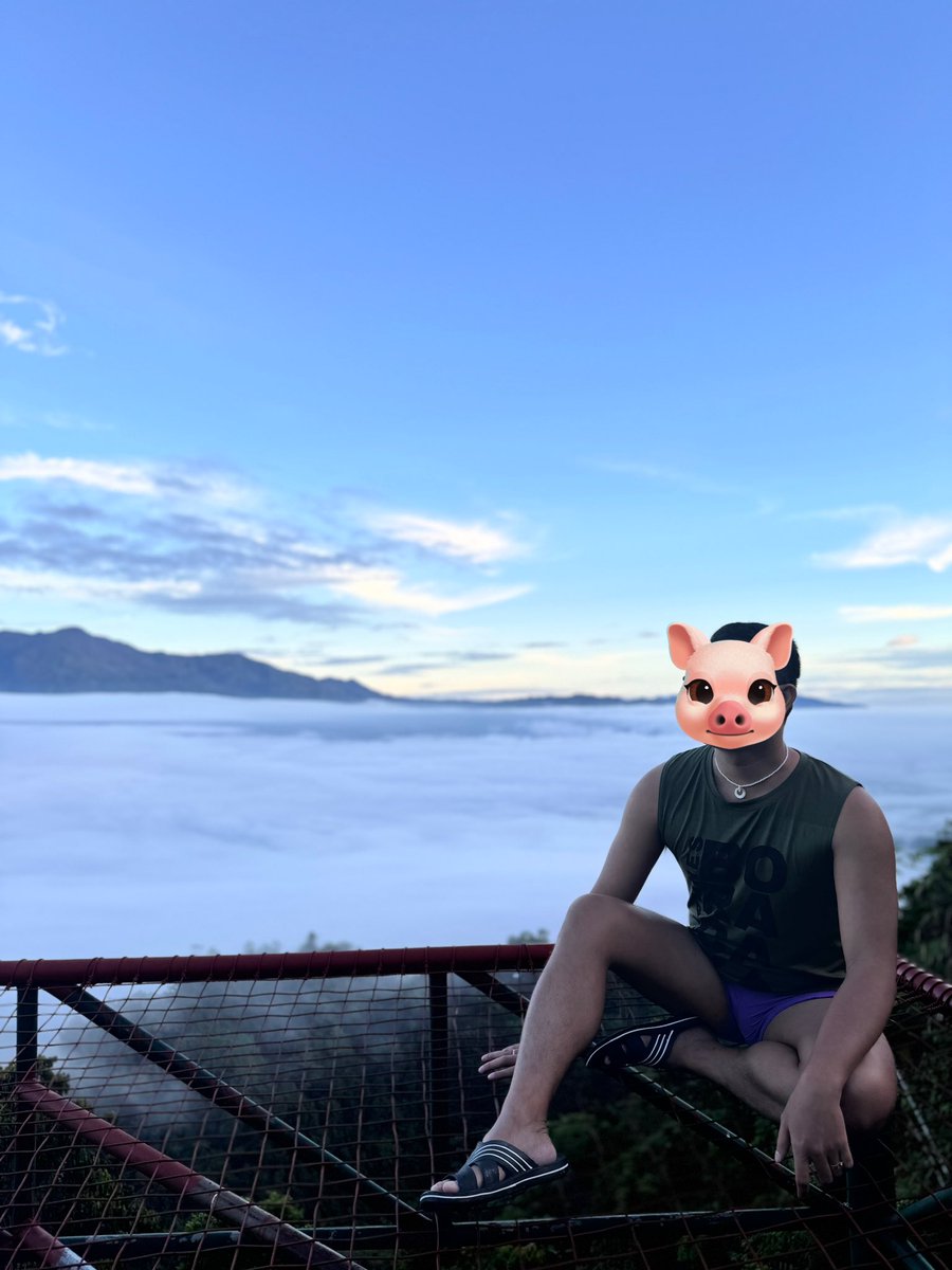 Happy Monday Sibs ❤️

📍Sea of Clouds, Davao De Oro

#plhiv 
#pozz