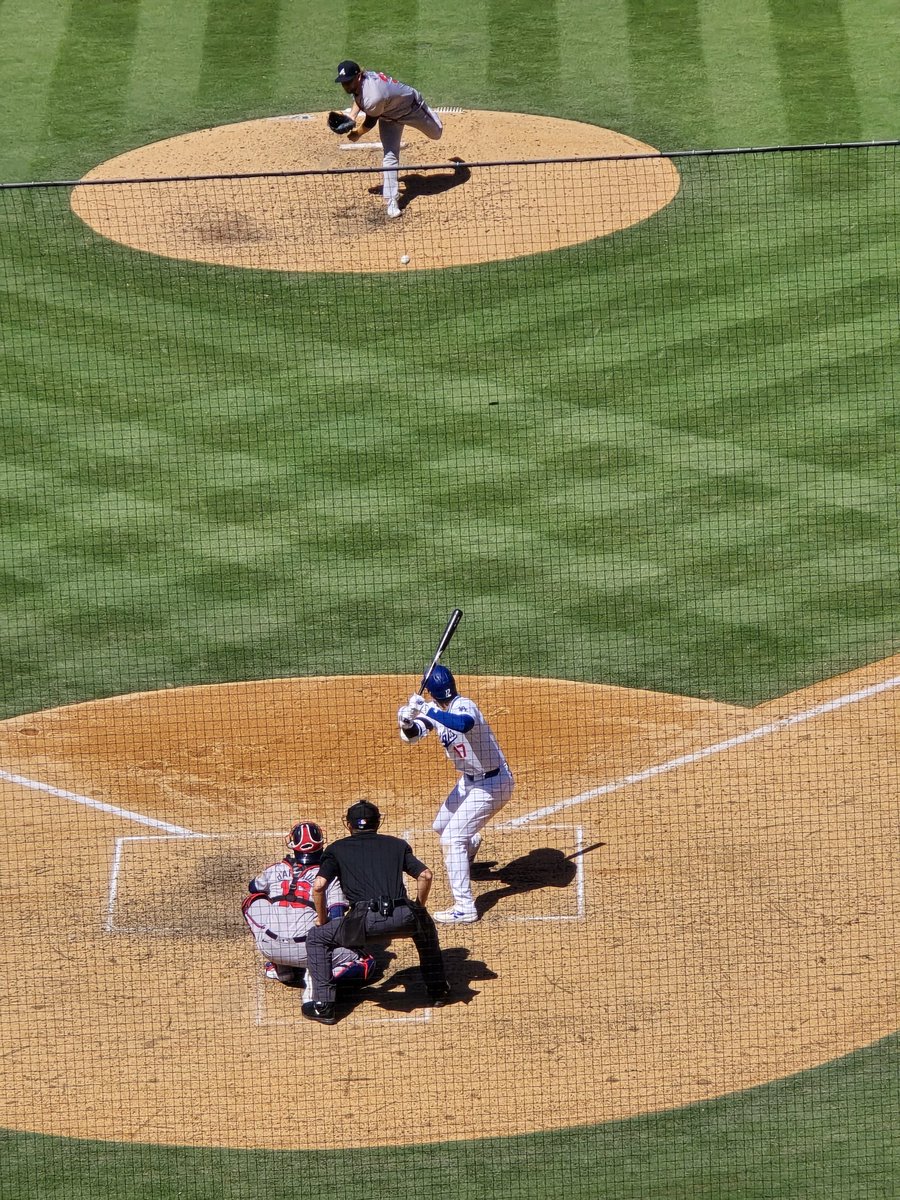 @DodgersNation This was the pitch. Left Center Field bleachers!