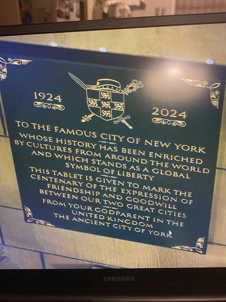 Poignant to spot this #911 memorial during the livestream, while the #NationalAnthem of each country was being sung. Two plaques, two cities; two countries united.  #York #NewYork.