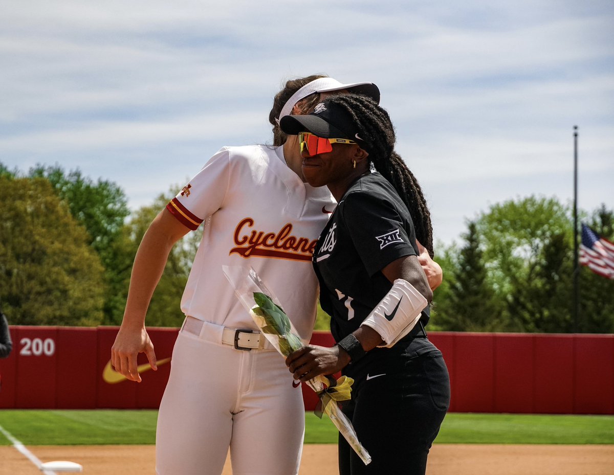 UCF_Softball tweet picture