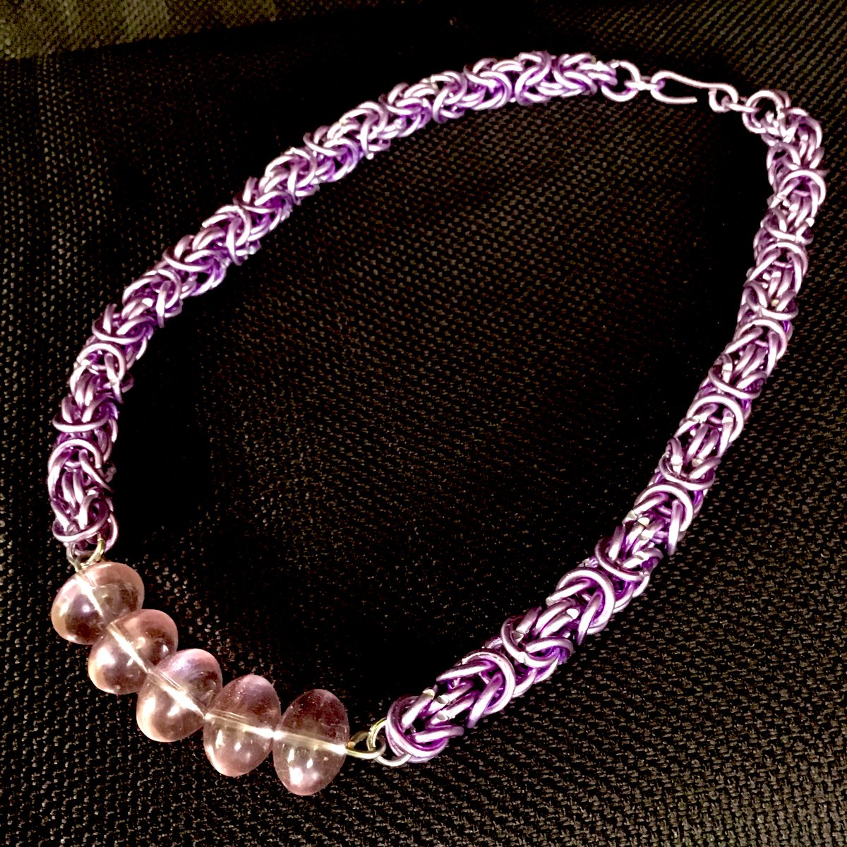 🌫️LAVENDER CHAINMAILLE & BEAD NECKLACE🌫️To Purchase🫧 #HitTheLinkInMyBio #Chainmaille #ChainmailleJewelry #HandmadeJewelry #Jewelry #Chains #SundayMotivation #MichaelsMakerPlace