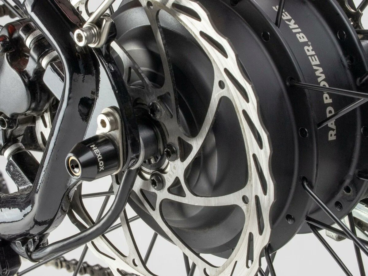 binary0bard's tweet image. Protect your electric bike from theft with Hexlox, a clever solution that secures the rear wheel with an anti-theft nut. Say goodbye to worries about bike theft! #Hexlox #electricbike #security #antitheft #cycling #innovation