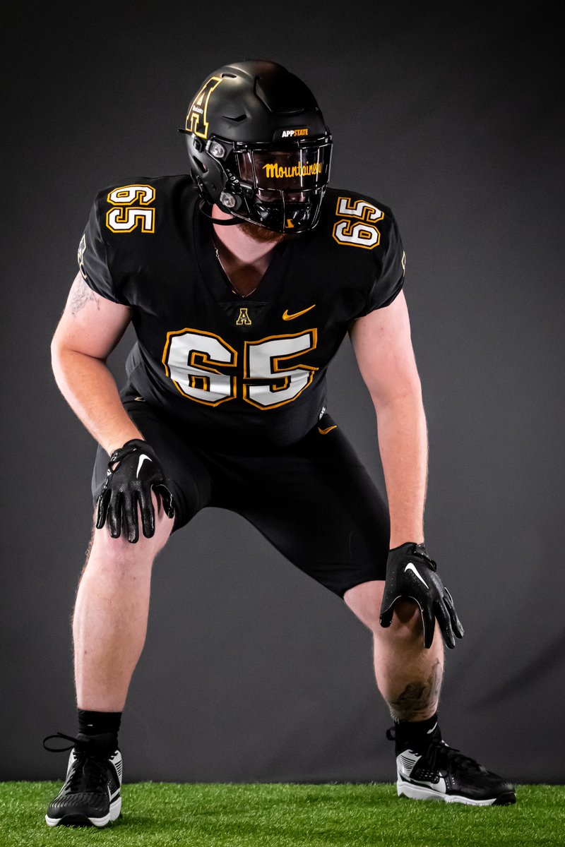 lsburgess098's tweet photo. Let’s Work #GoApp  🟡⚫️ https://t.co/xCPO2sVaOg