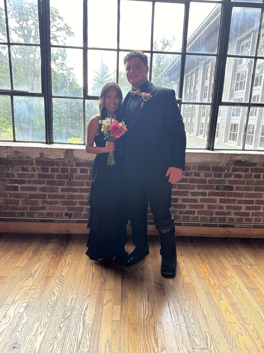 Prom 24’⚫️ with <a href="/AustinGTremblay/">Austin Tremblay</a> <a href="/Zak_Turner7/">Zak Turner</a> <a href="/Derekja51032096/">Derek jarvis</a> and of course the ladies too