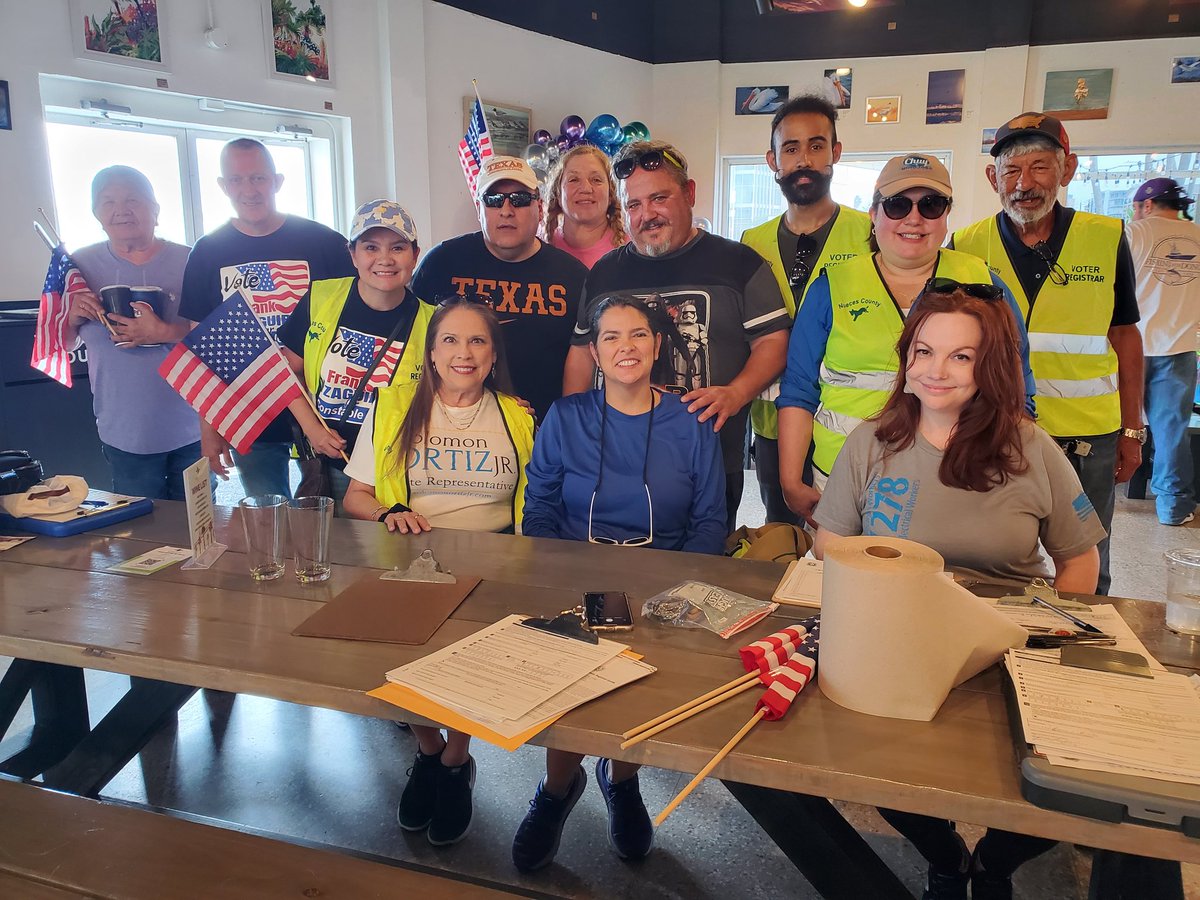 NuecesDemocrats's tweet photo. 3rd Annual Voter Registration Drive before the Buc Days Parade.  We  love engaging with our community. https://t.co/se9YpB63kH