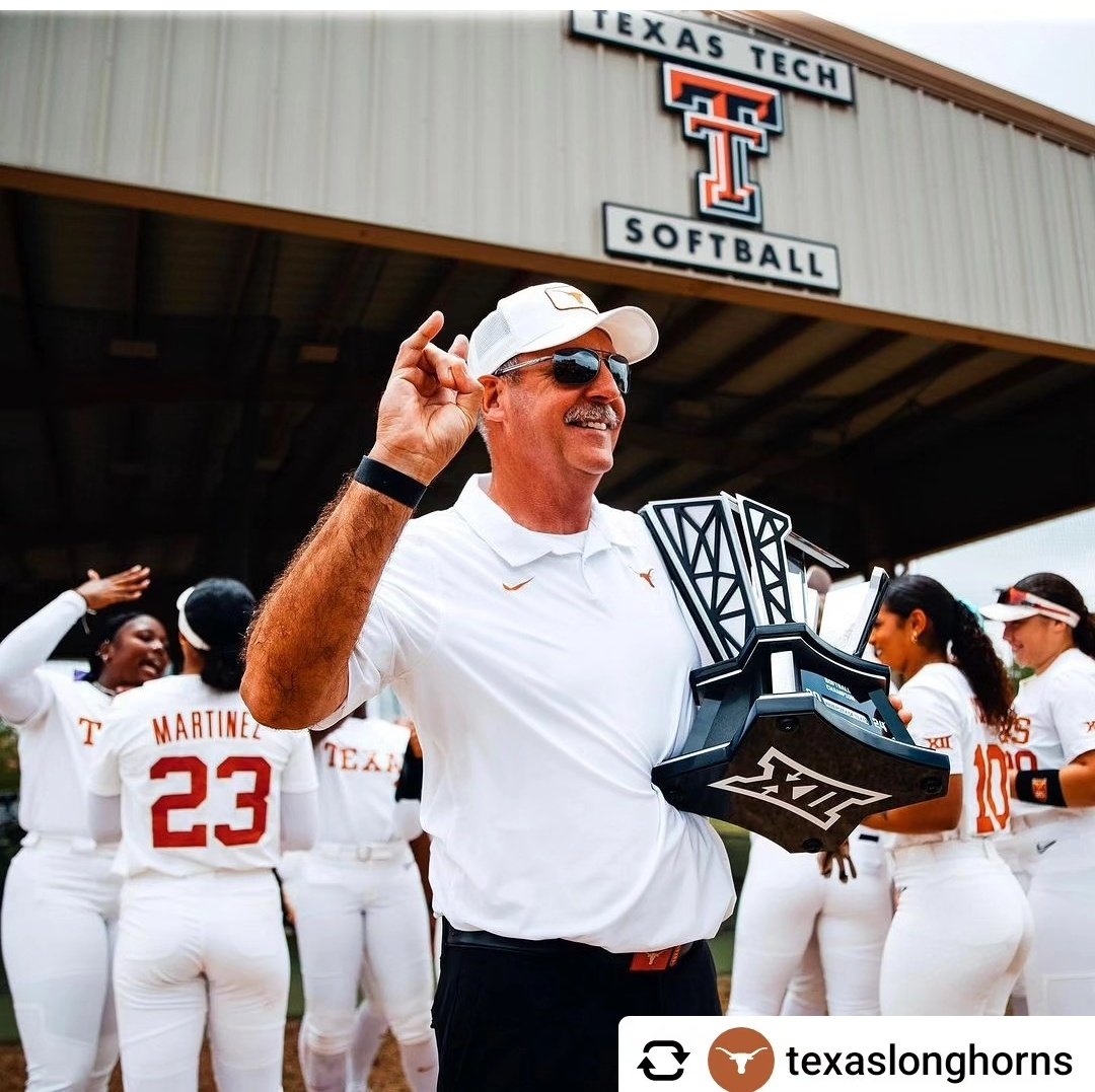 What a great picture via @TexasLonghorns Instagram because the #big12 championship trophy & the #Tech logo is right there in the picture 🤘🏻