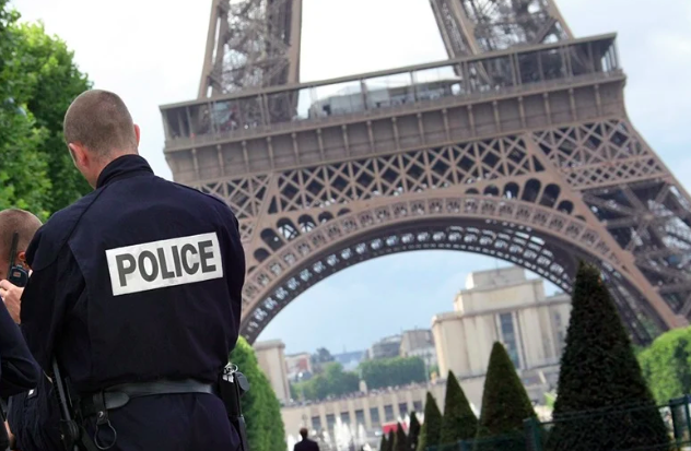 77% of solved rape cases on Paris streets were committed by foreigners in 2023. These worrying figures recorded by the Paris Police Headquarters call into question the authorities’ ability to keep women safe.