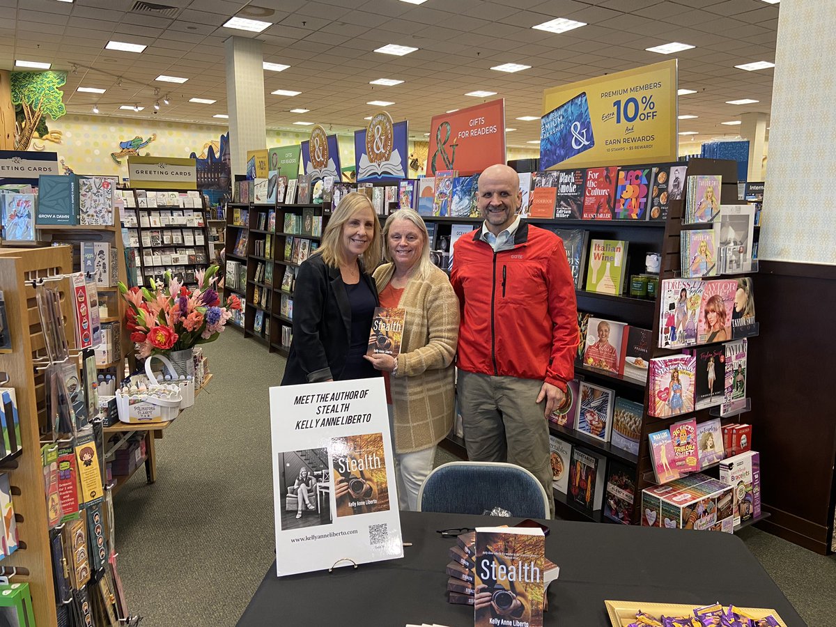 Kelly Anne Liberto tweet media