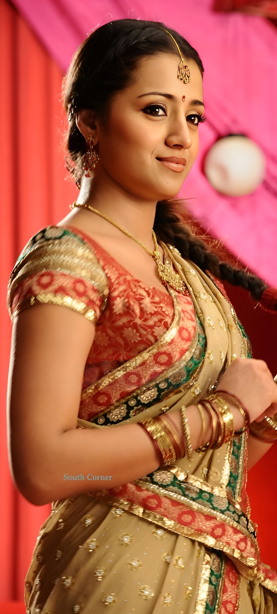 GM2_sN8awAAMiqS?format=jpg&name=large