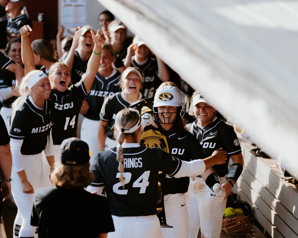 GIVE ABBY HAY THE BELT!!! 🗣️ #OwnIt #MIZ 🐯🥎