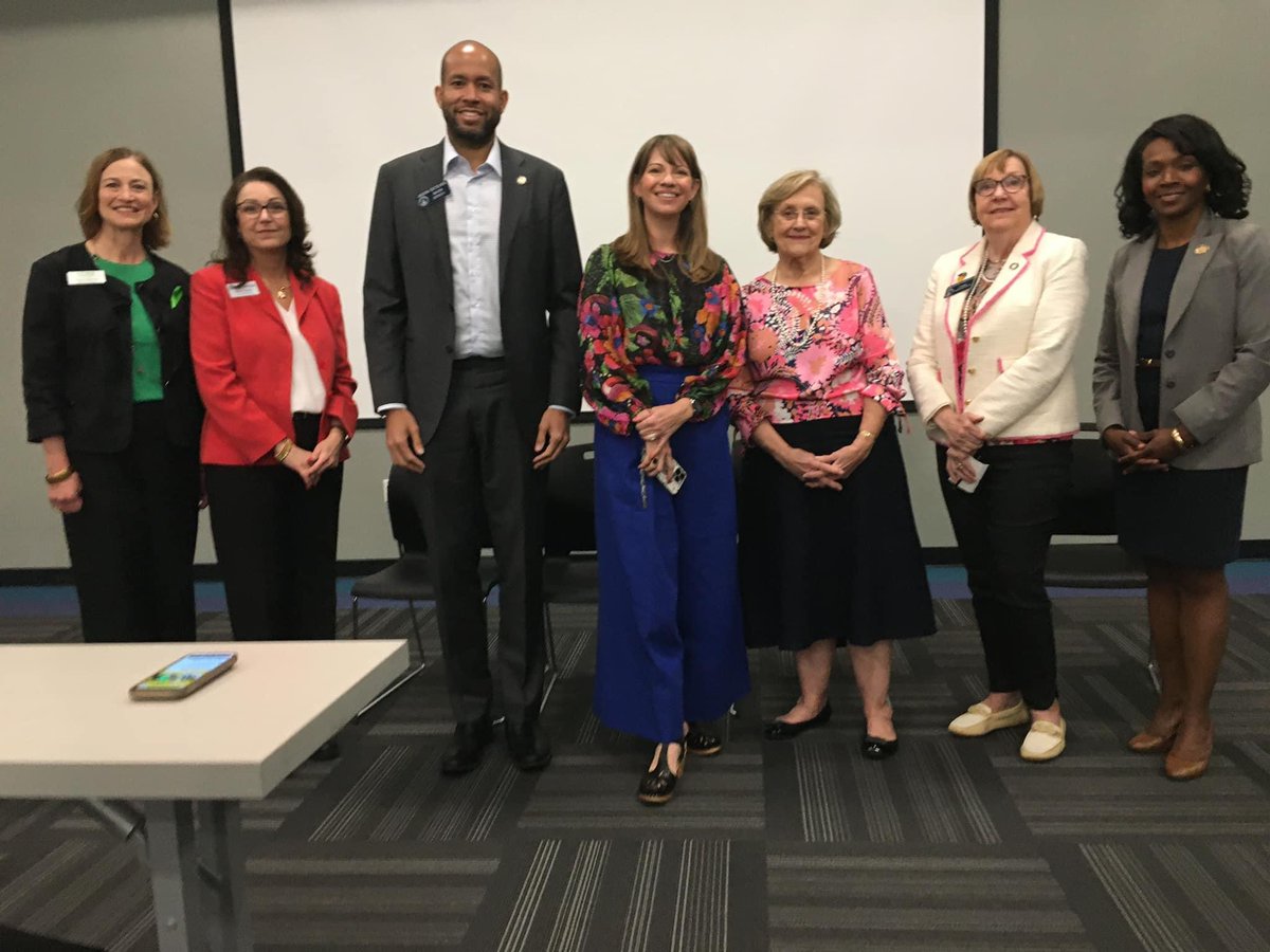 Kim Jones spoke to the Cobb County Behavioral Health Legislative Panel.  Thank you to Commissioner Lisa Cupid and members of the Georgia General Assembly for addressing this important medical issue impacting communities across Georgia 

#Together4MH #gapol
