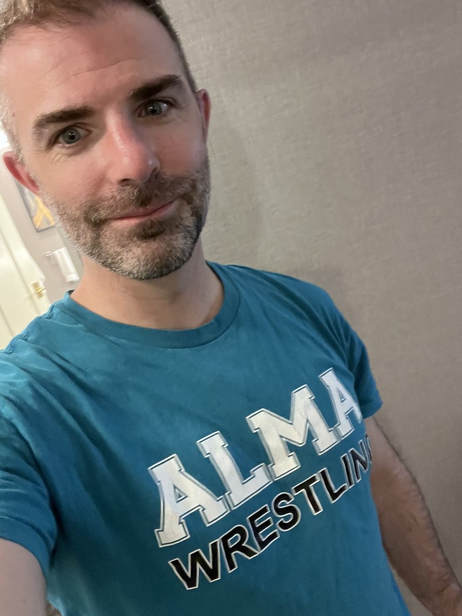 williams_mark_m's tweet photo. Day 5 of #WrestlingShirtADayInMay. Cinco de Mayo, the perfect day to celebrate @Scotswwrestling / @AlmaScotsWrestl. Thank you to @almacollege for supporting both of these programs!
#ScotsWhaHae https://t.co/rt98SbuGnM