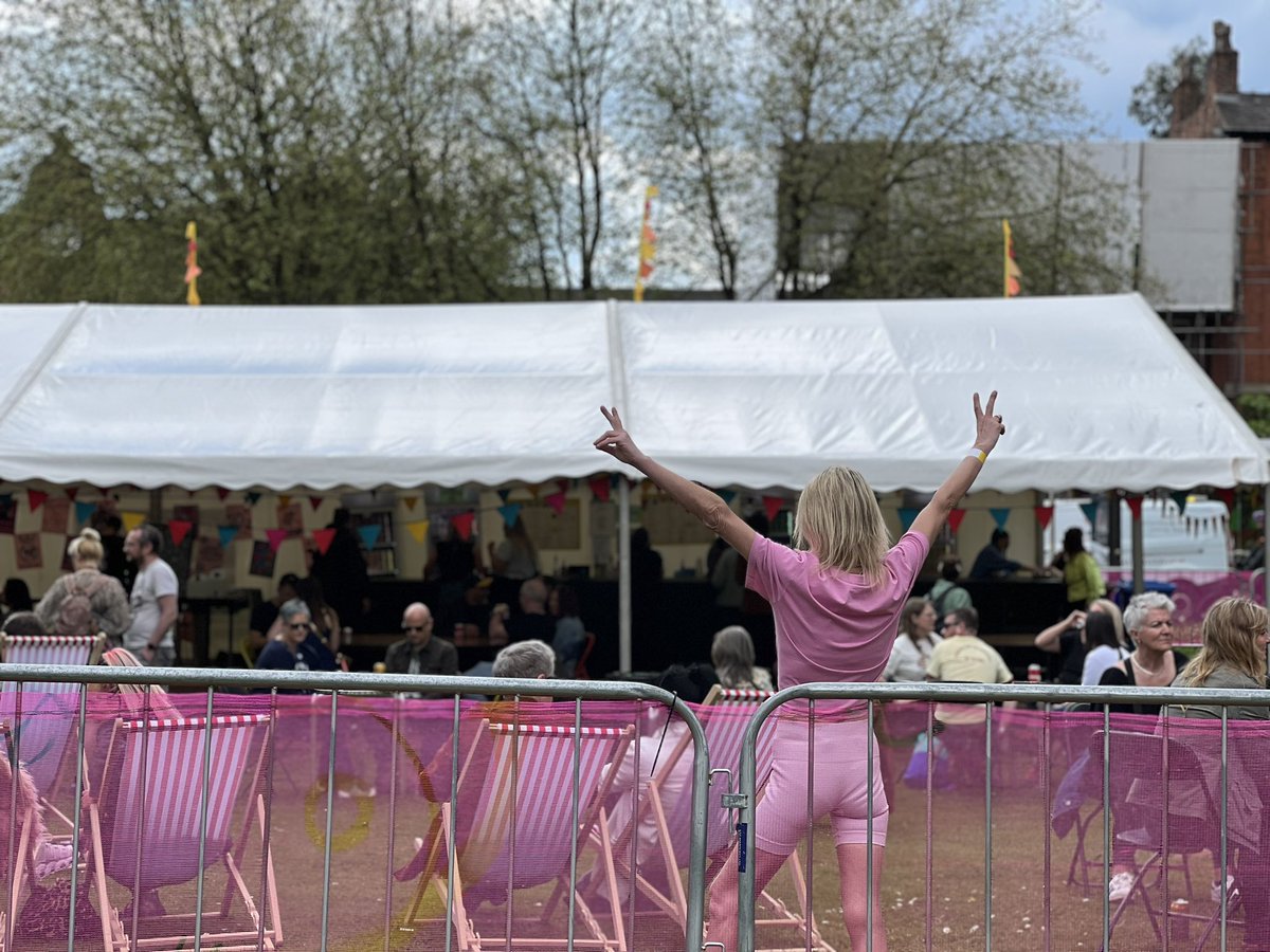 👋 Chapel Street, you’ve done it again. The night is young, but team #SFTOC are clocking off to go and enjoy it. However you’ve spent it, thanks for making it maybe the best Sounds ever(?) and we’ll see you again for more of the same in 2025.