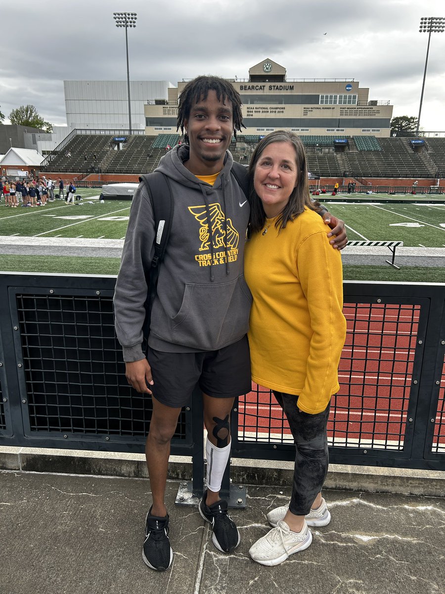 MJ Smith embodies what it is to be a GRIFF. 45 days ago he had knee surgery! Every day since Rachel has been by his side getting him ready. Not only did he make the final, he ran within .01 of his School record!