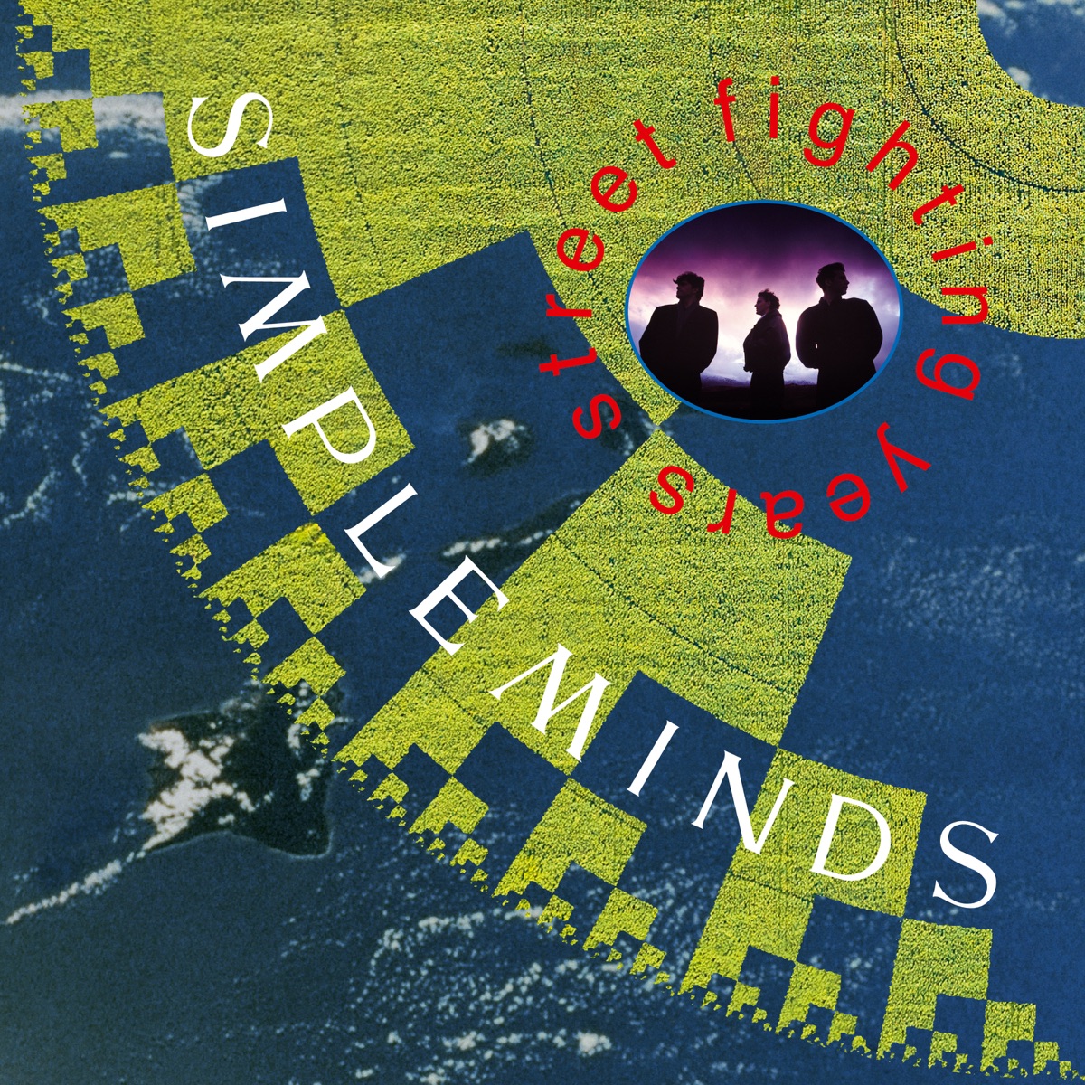 35 years ago today, #SimpleMinds released “Street Fighting Years.” Is this the way it was planned? Read our @simplemindscom feature: magnetmagazine.com/2018/05/14/sim…