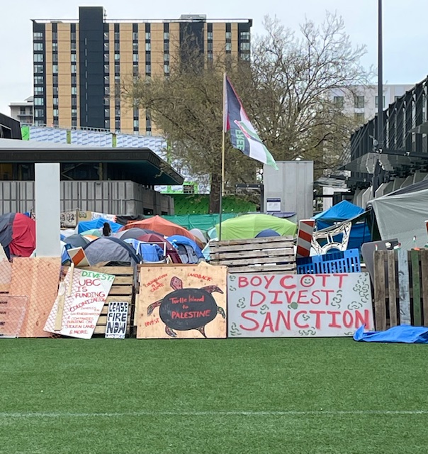Visited @UBC student encampment @ubcprez It was very QUIET, PEACEFUL, RESPECTFUL, well-organized with students engaged in intercultural dialogue. This is what universities should be upholding not investing in arms production #CeaseFireInGaza #BringThemHome