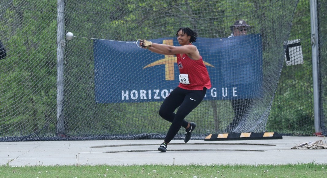 Smith, Sherman End Titan Careers With Bronze Performances At #HLTF Championships #DetroitsCollegeTeam ⚔️

🔗 tinyurl.com/yvycah4w
