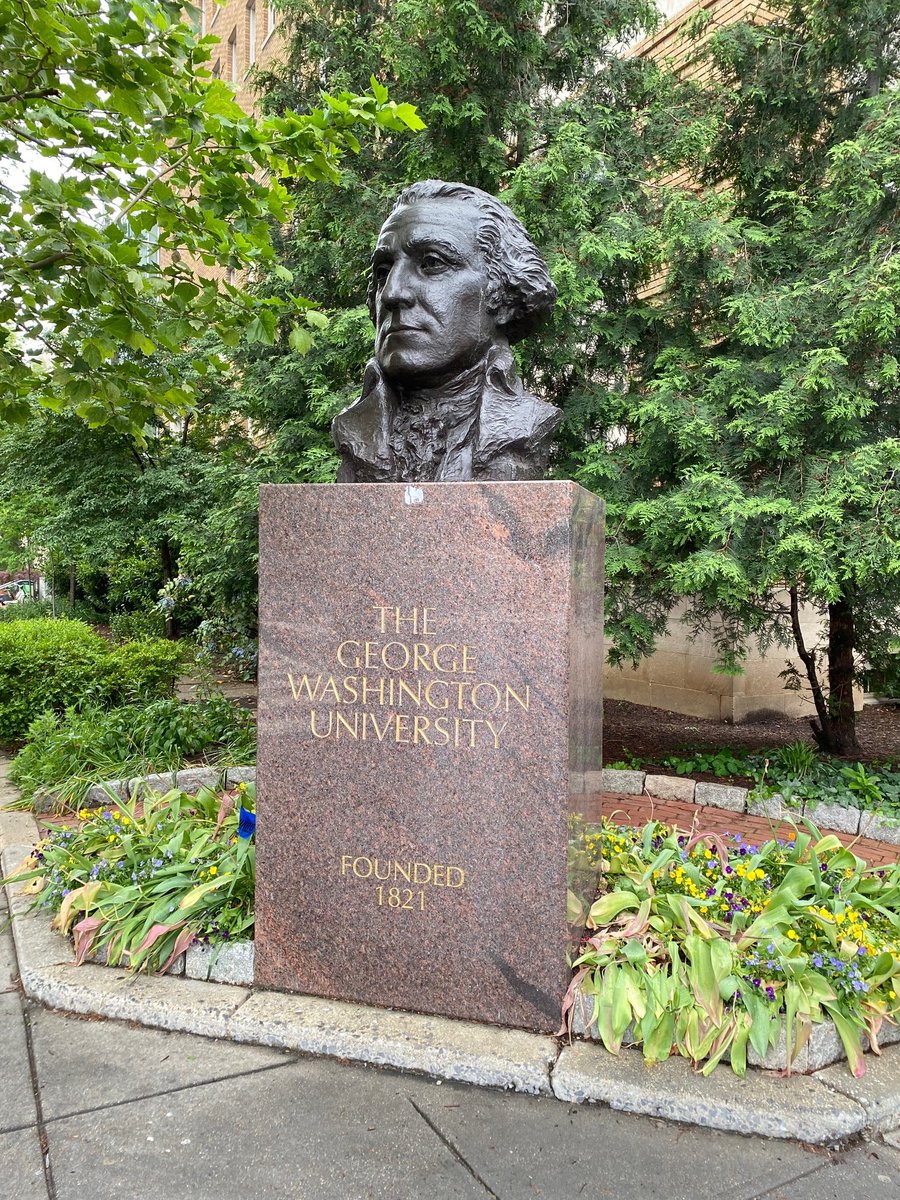 The week of leaving my home-office for professional functions has begun. Yesterday I attended a <a href="/DCSWA/">DCSWA 🐥</a> professional development event at GWU. Next up, #ASGCT24 with <a href="/Slabodkin/">Greg Slabodkin</a> for <a href="/biospace/">BioSpace</a>