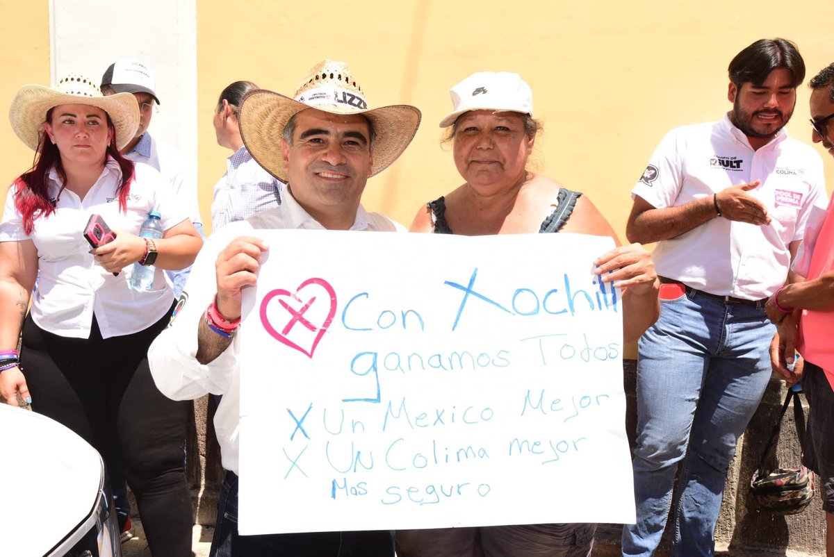 ¡Bienvenida a tu casa, Colima! @XochitlGalvez , futura presidenta de México 🇲🇽, tu visita recarga nuestras energías para seguir trabajando por lograr un mejor #Colima. Juntos construiremos un mejor México para nuestras familias.💙❤️✅
#DeFrenteporColima
#RiultRivera