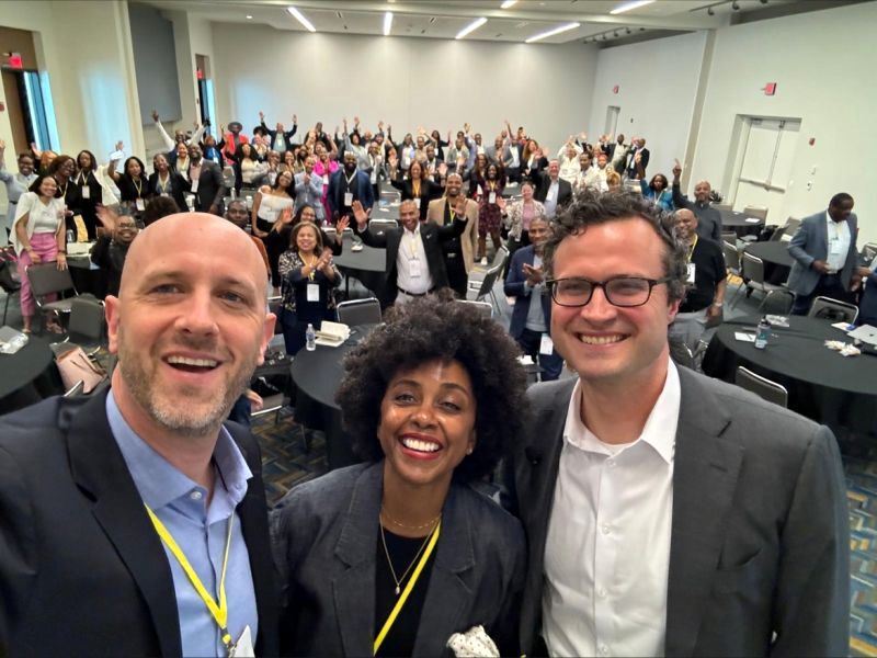 What a week! ✨We hosted trailblazing founders from across the #EYAccessNetwork in Detroit to expand connections, spark innovation and discuss the latest trends. 💰 Engaging investors 💡 AI for business 🤝 Strategic M&A 📈 Marketing for growth