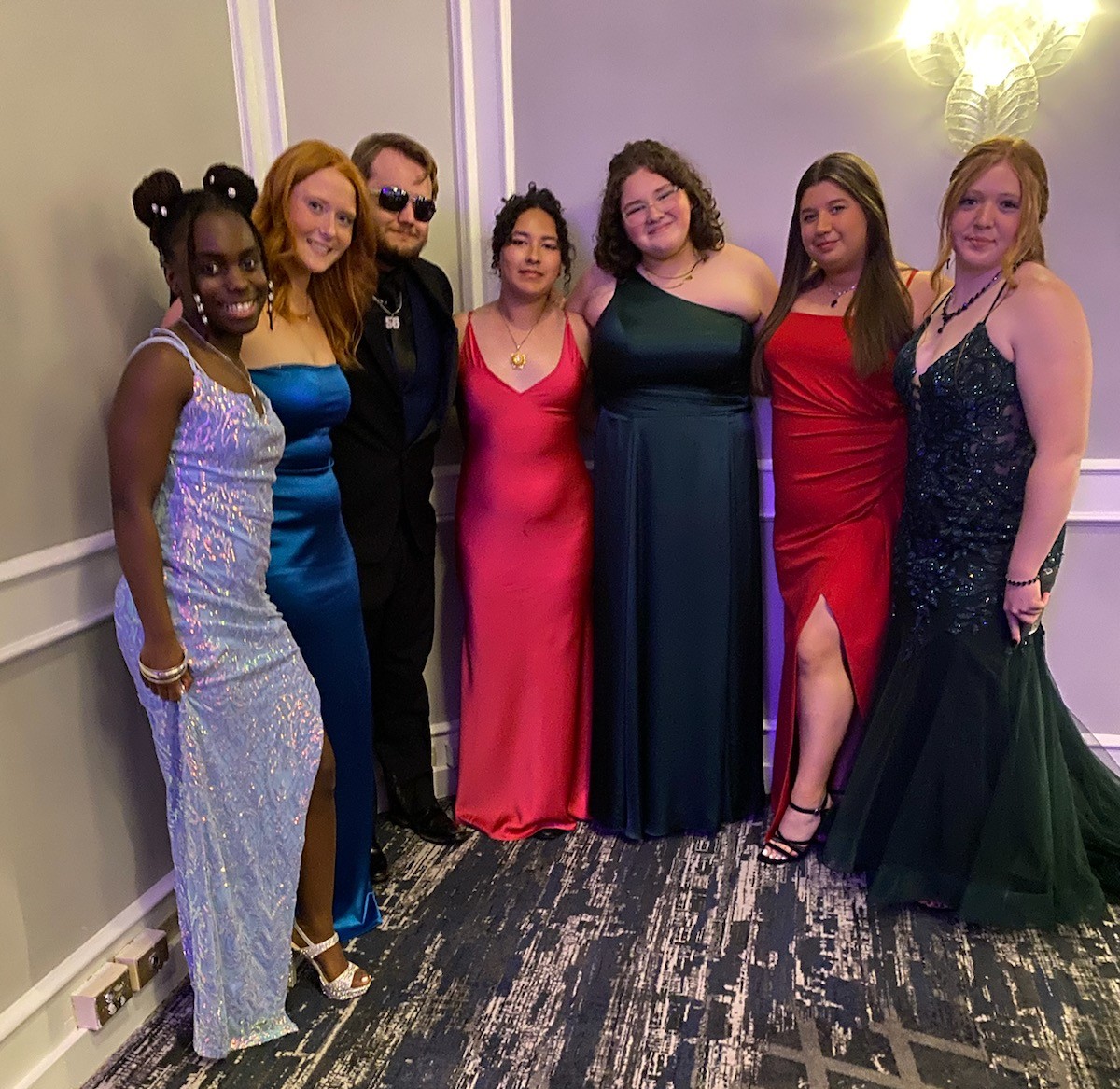poeshakespeare's tweet photo. Lakes Throwers! They clean up well! #throwbig #throws #prom https://t.co/vGAZvKh7rN