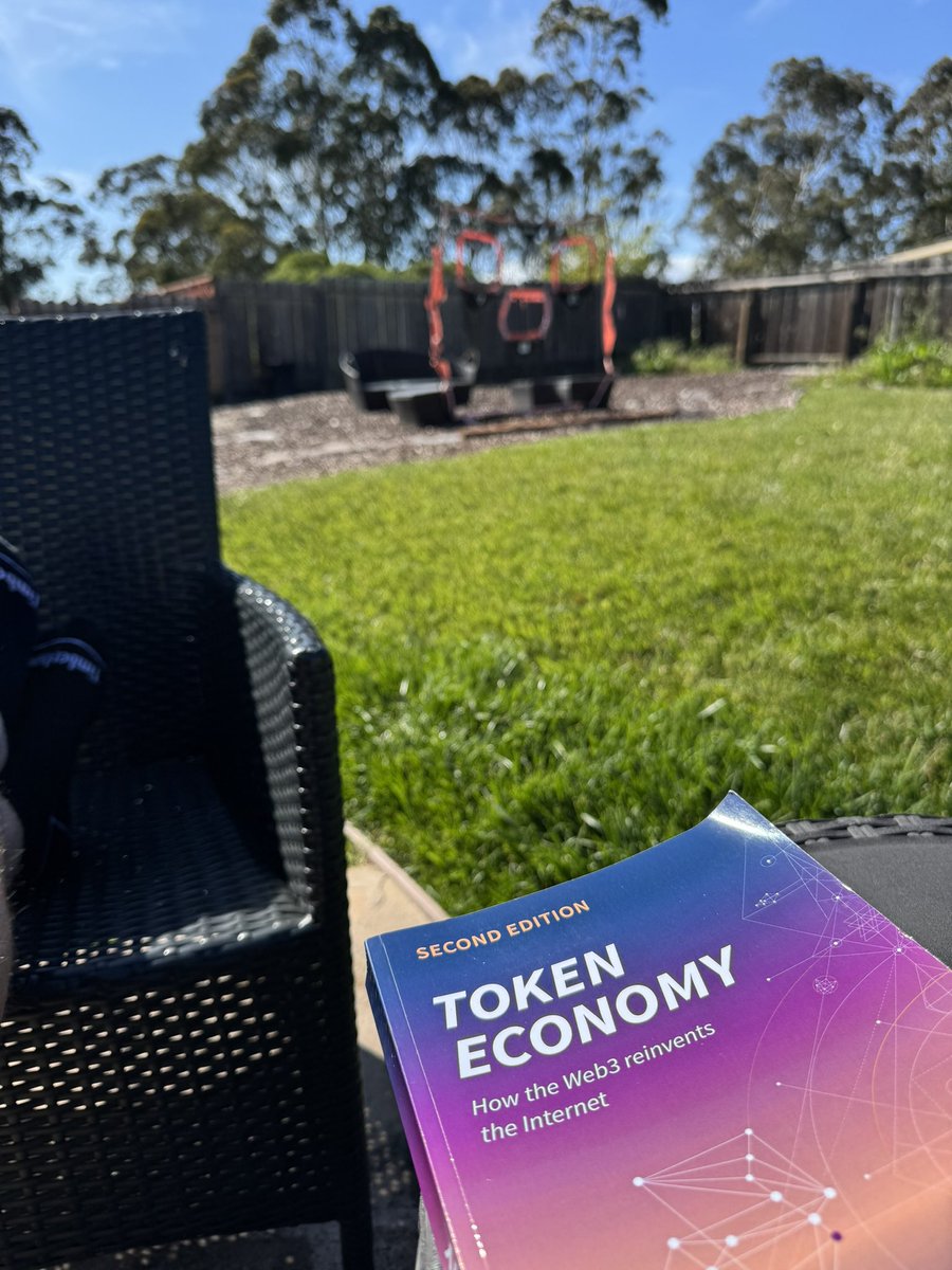 If not working or being with the family… I’m usually learning/reading. Sometimes it not even to learn something new, but to look from various POVs. Weekend is almost over… enjoy it. 👍 #TrustTheProcess $KDA #Web3 #BookNerd #Blockchain #DeFi