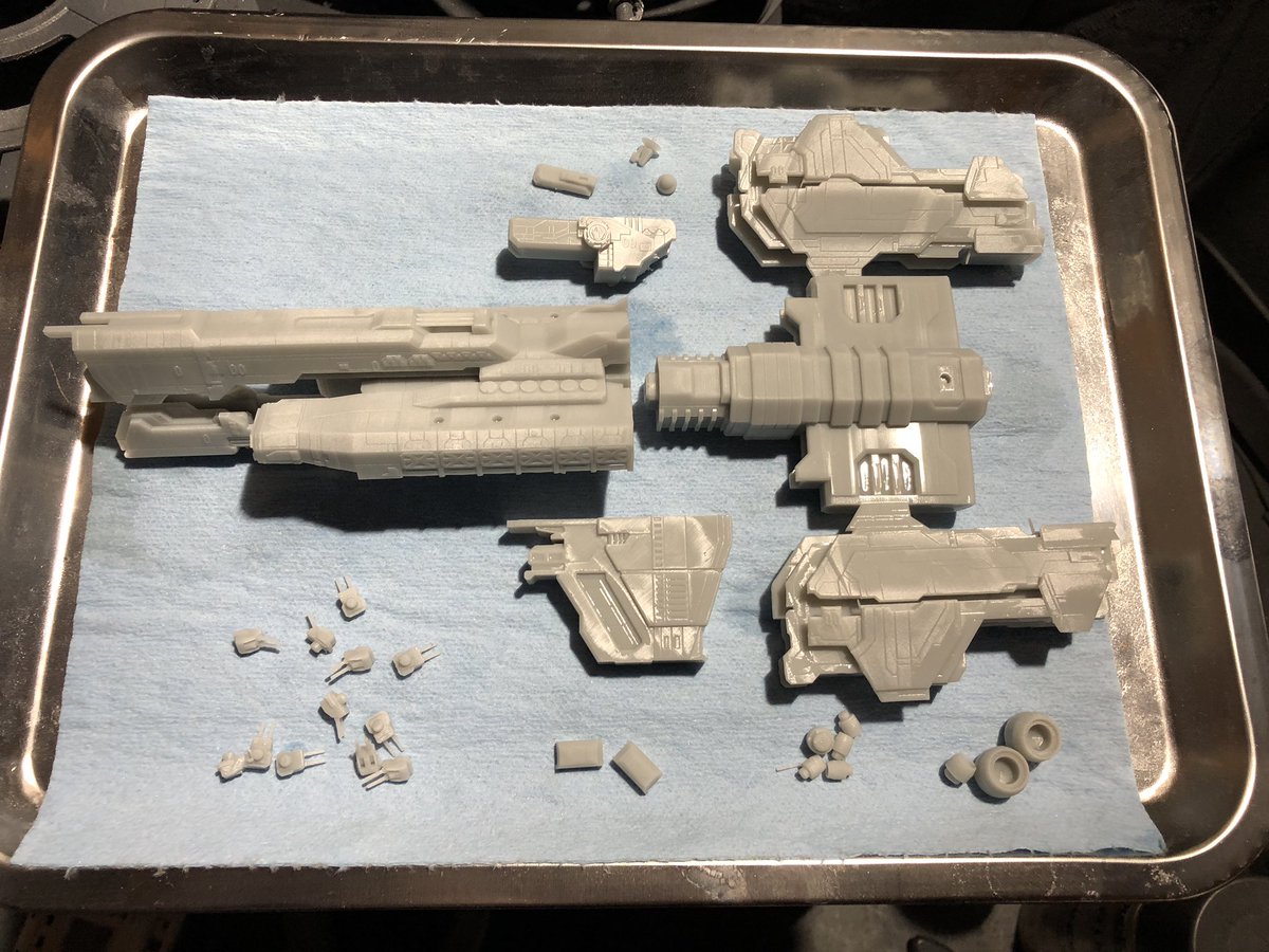 GeekToyLove's tweet photo. #printerbounty, it’s been several years at least since I printed a Paris class frigate. This will be a kit and will be shipped out as is. Decals are being printed for it with a custom name as well https://t.co/OravC4xfXb