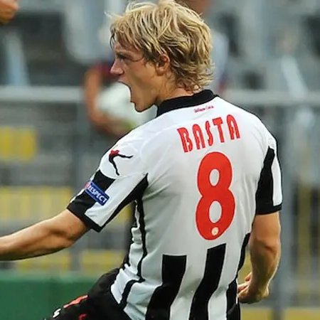 Info_SerieA's tweet image. PREDIKSI KLASEMEN AKHIR (EROPA &amp;amp; DEGRADASI)

Setelah para admin diskusi 4 jam di Hokben, diselingi dengan bedah buku Karl Marx, berikut prediksi klasemen dari kami:

2. Milan 
3. Juventus
4. Bologna
5. Atalanta
6. AS Roma
7. Napoli
-
-
-
18. Empoli
19. Udinese