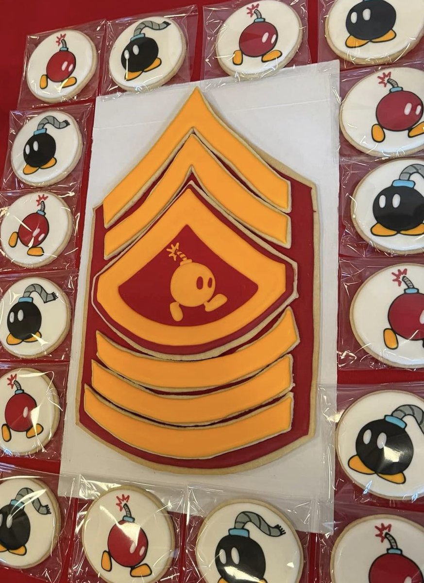 Master Gunnery Sergeant’s retirement cookies cannot be matched! 🍪💣